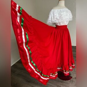 Red Beautiful folkloric Mexican skirt